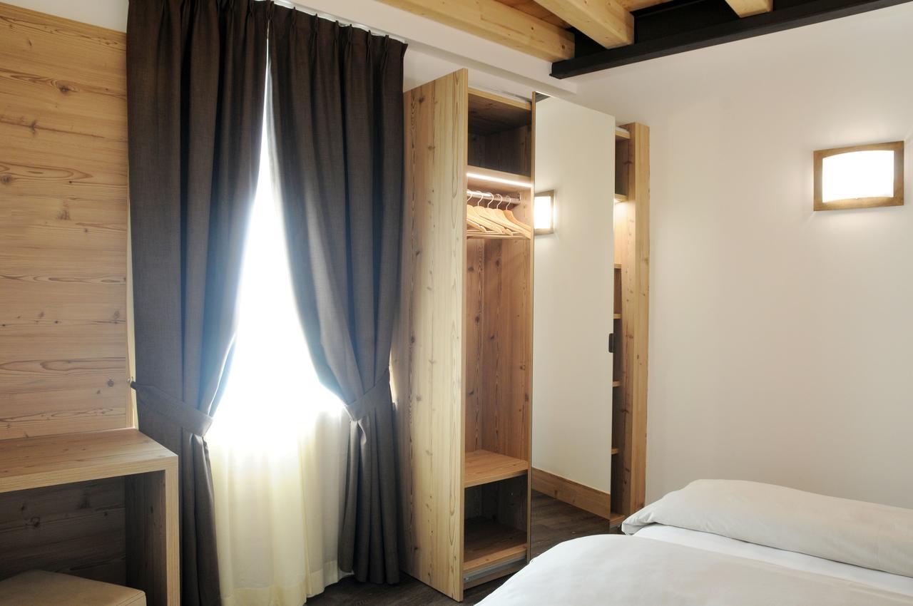 Touring Hotel & Spa เอโดโล ภายนอก รูปภาพ