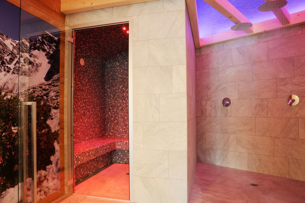 Touring Hotel & Spa เอโดโล ภายนอก รูปภาพ