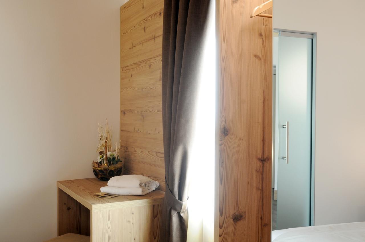 Touring Hotel & Spa เอโดโล ภายนอก รูปภาพ