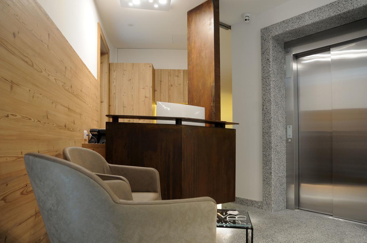 Touring Hotel & Spa เอโดโล ภายนอก รูปภาพ